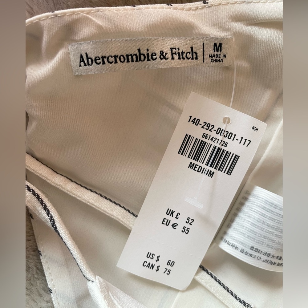 Abercrombie Halter Top (NEVER WORN)- M - Picture 3 of 3